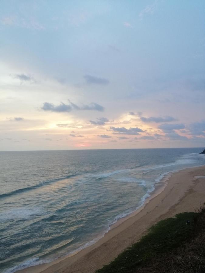 Blue Waves Beach Residency Otel Varkala Dış mekan fotoğraf